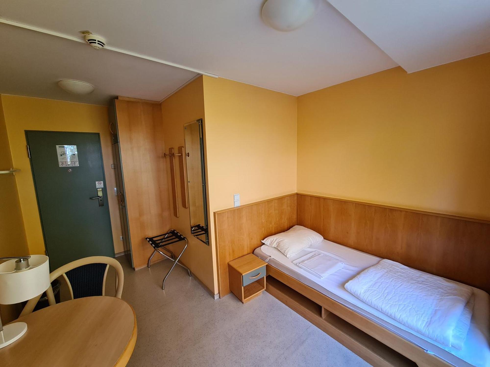 Jugendgaestehaus St.-Michaels-Heim Berlijn Buitenkant foto