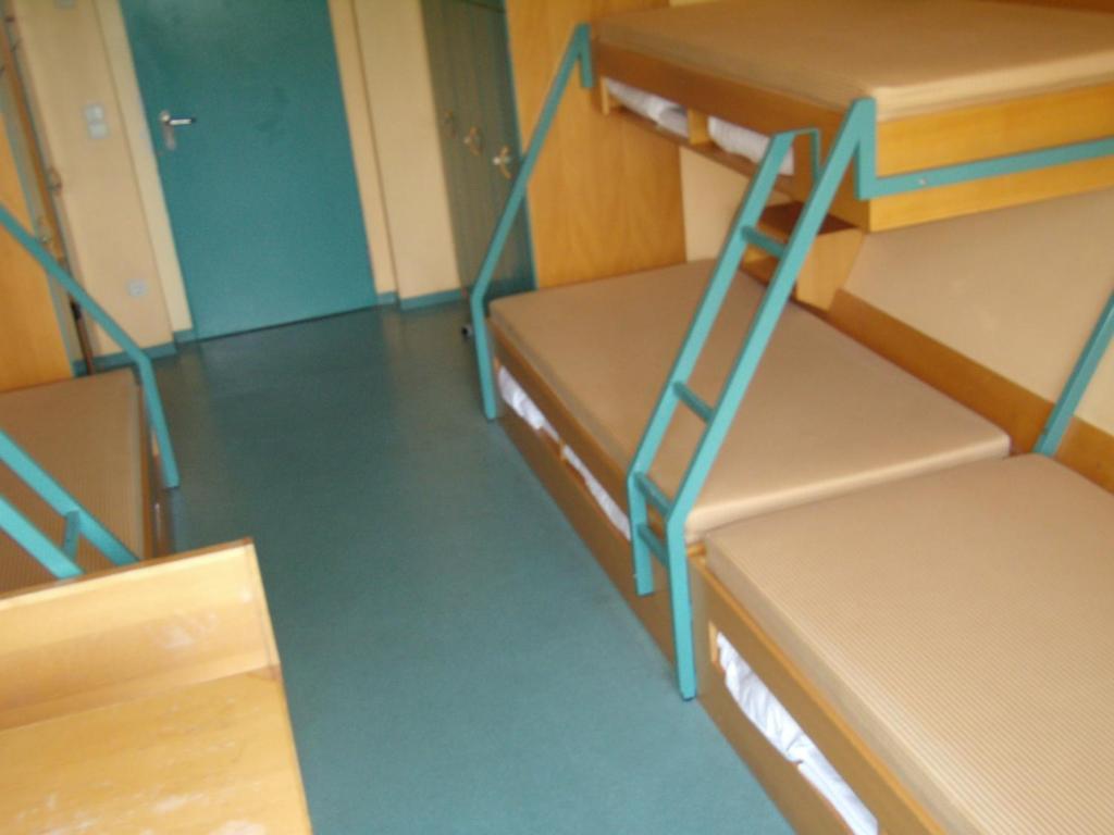Jugendgaestehaus St.-Michaels-Heim Berlijn Kamer foto