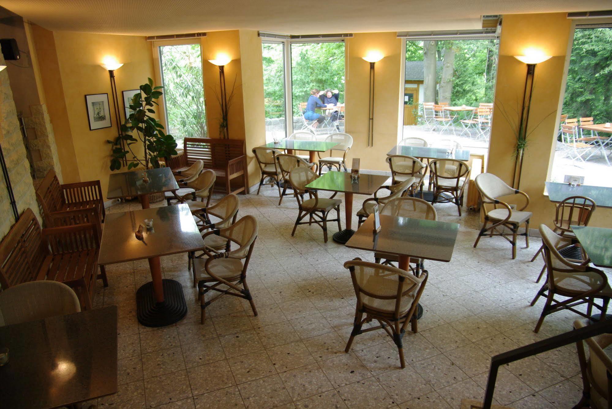 Jugendgaestehaus St.-Michaels-Heim Berlijn Buitenkant foto
