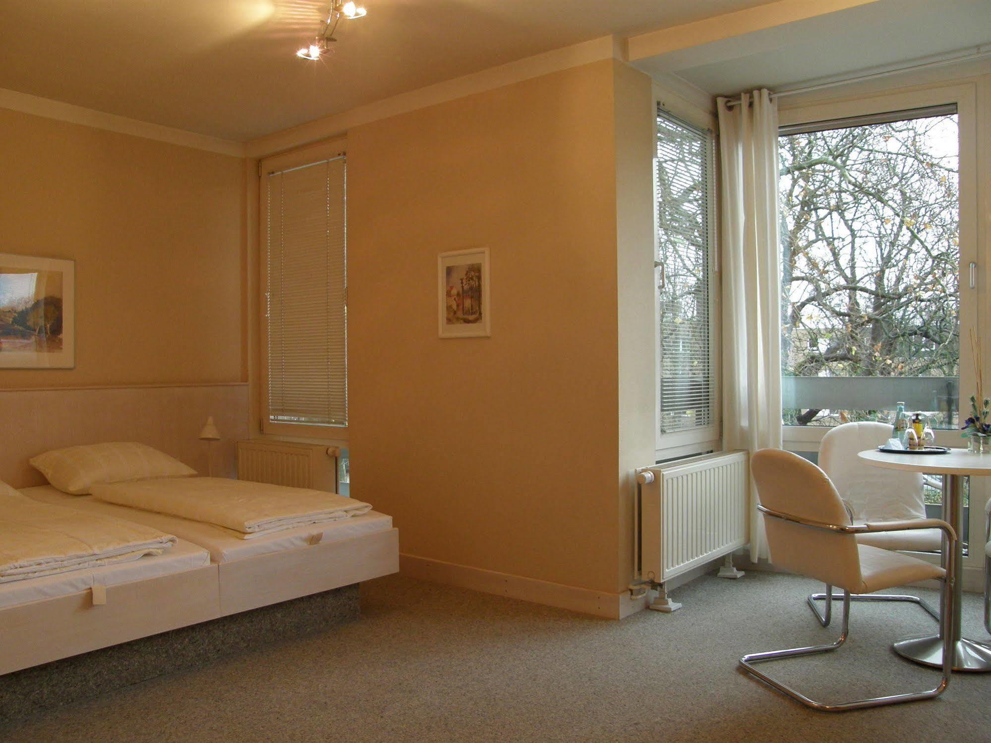 Jugendgaestehaus St.-Michaels-Heim Berlijn Buitenkant foto